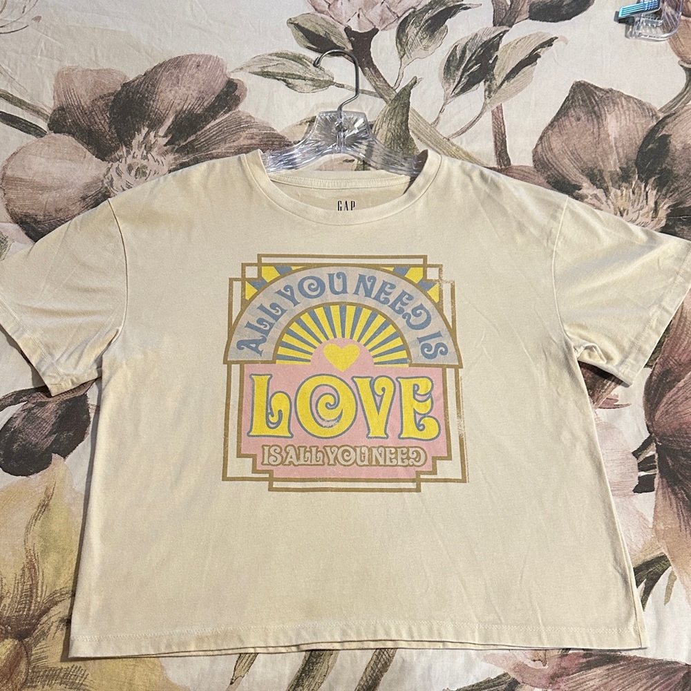 GAP Women’s Cream Graphic Tee with Love Design